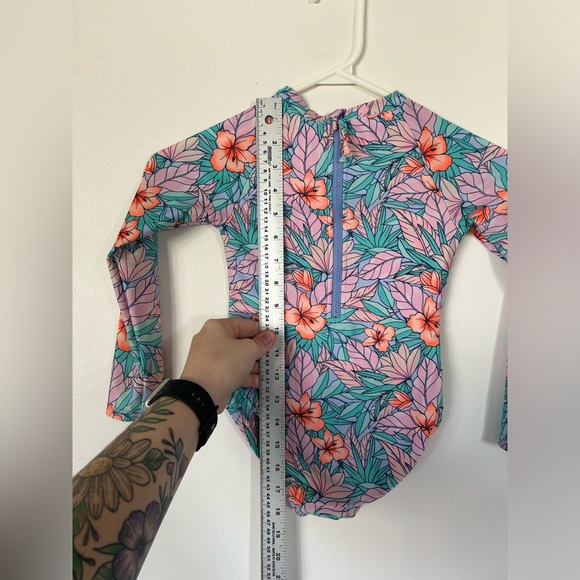 Cat and Jack Rash Guard Bathing Suit XS (4-5) - Picture 3 of 6